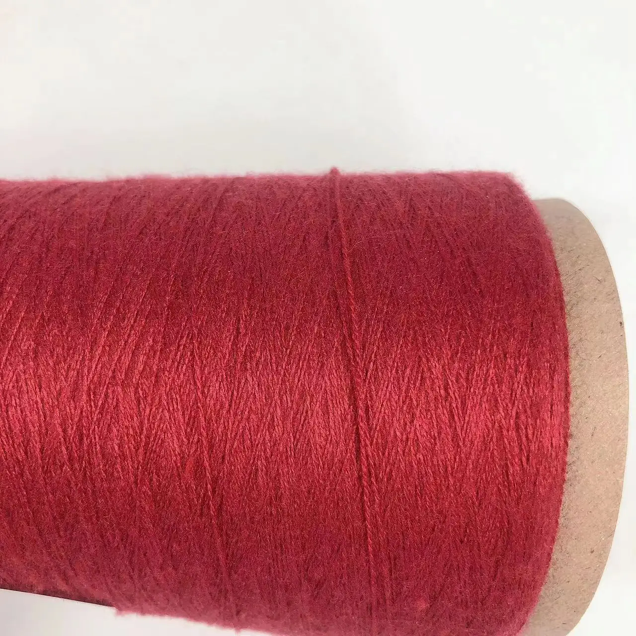 28s/2 окрашенная пряжа 52% вискоза 20% нейлон 28% PBT для полиэстера смешанная высокая