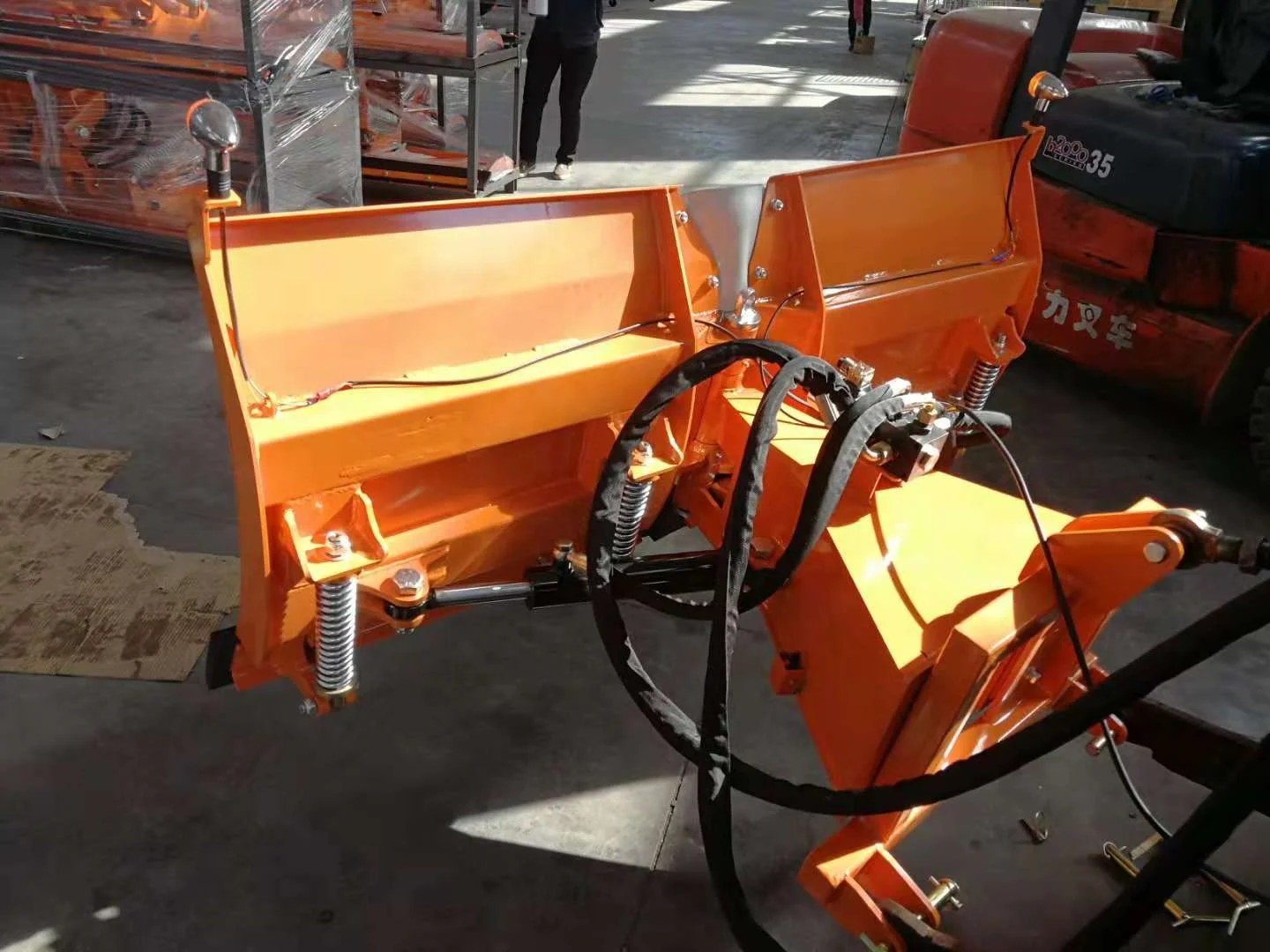 Лопатка для грузового автомобиля Rima U-snow 1500 мм-3000 мм/лопатка трактора
