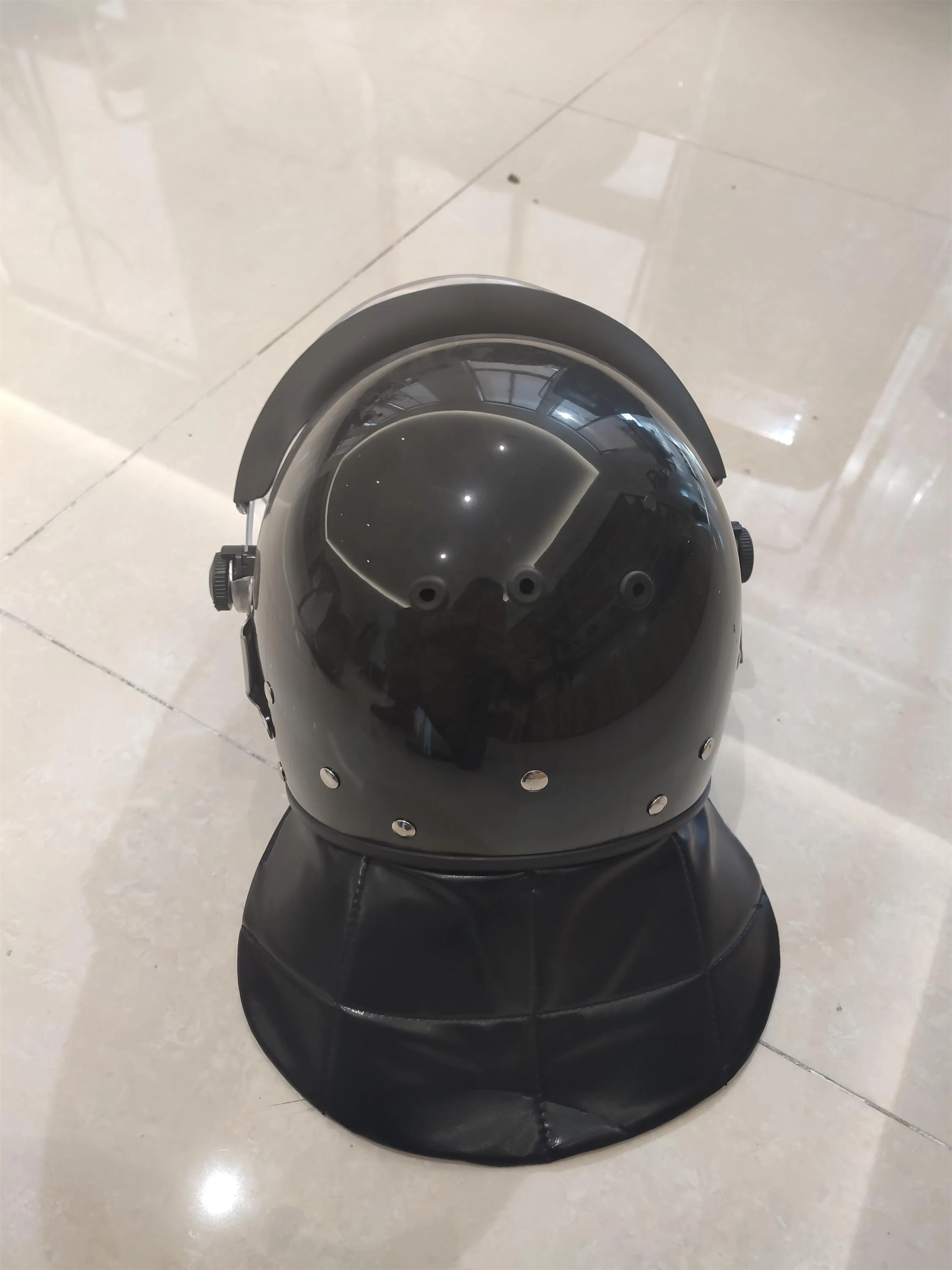 Черный цветной ABS защитный шлем против бумотов