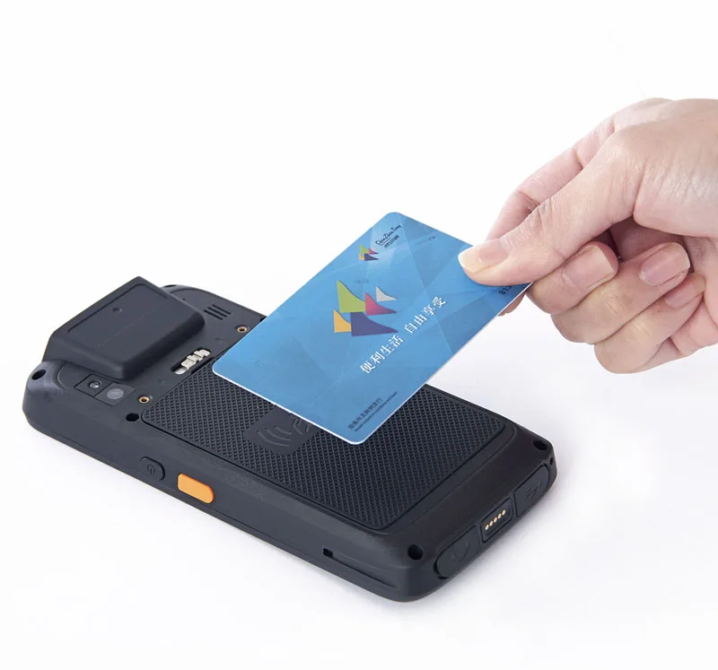  Palmari PDA robusti Android da 5 pollici HiDON con docking 2D 2G + 16G Terminale palmare robusto trigger di