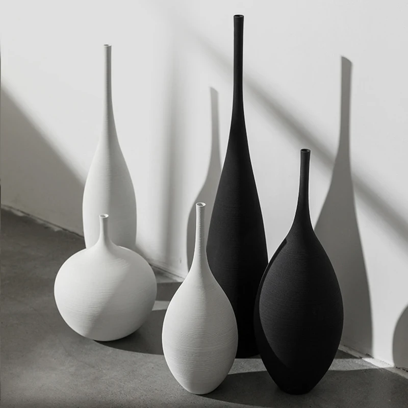 Hot Sell Luxury Nordic Matte Creative Black Home Decor Ceramic Custom Ceramic Vase