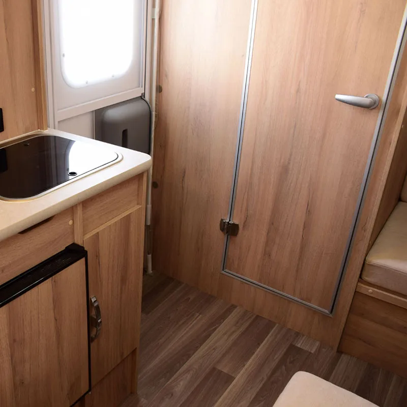 China Manufacturers Externally Solid Small Motorhome Product Rv Camper