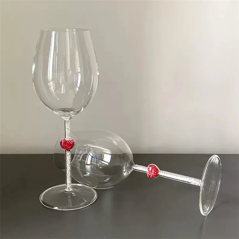 Creative wine glass lead-free high quality heart shaped long stem glass goblets