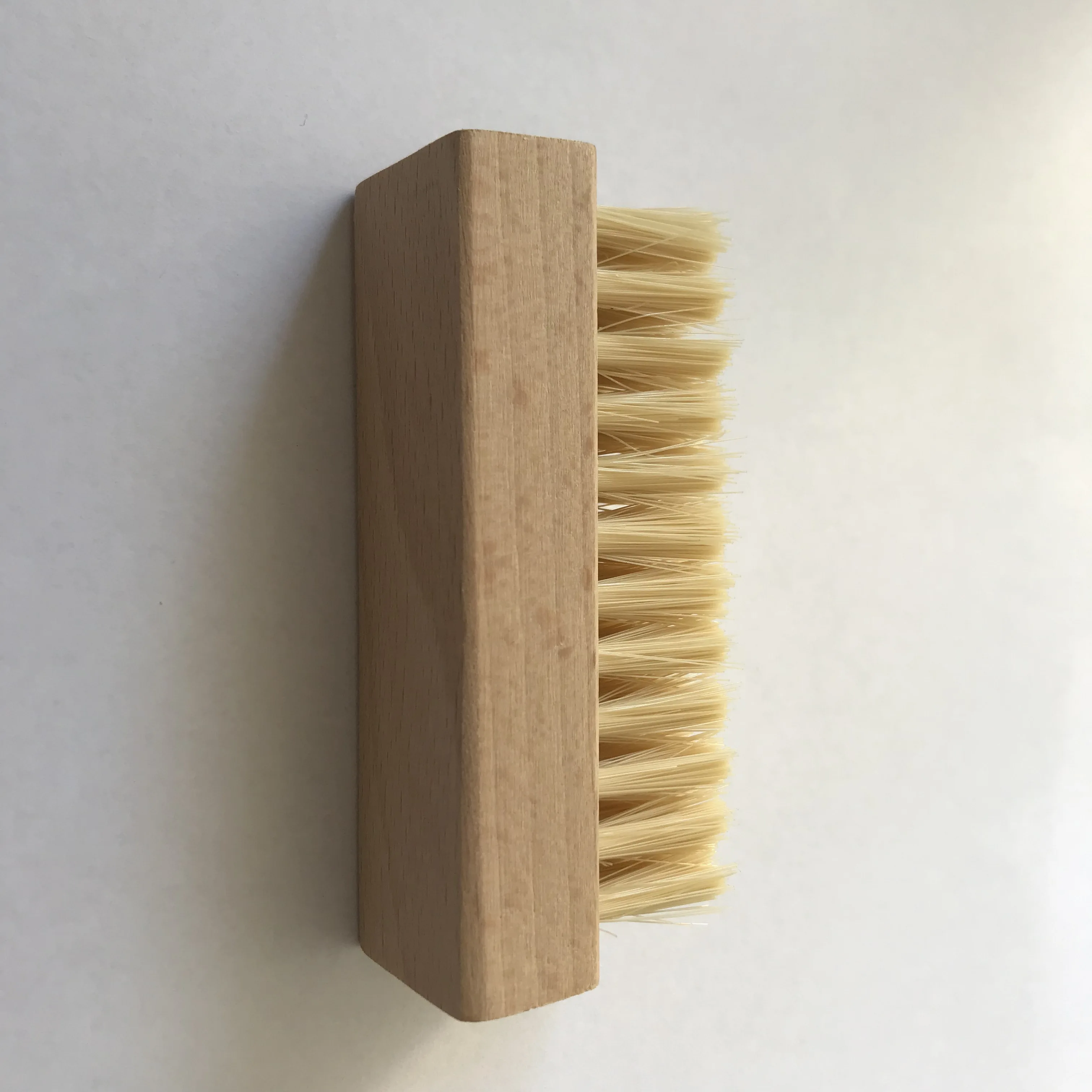 
Customized Great Beechwood Cleaning Shoe Brush for Football,Basketball 