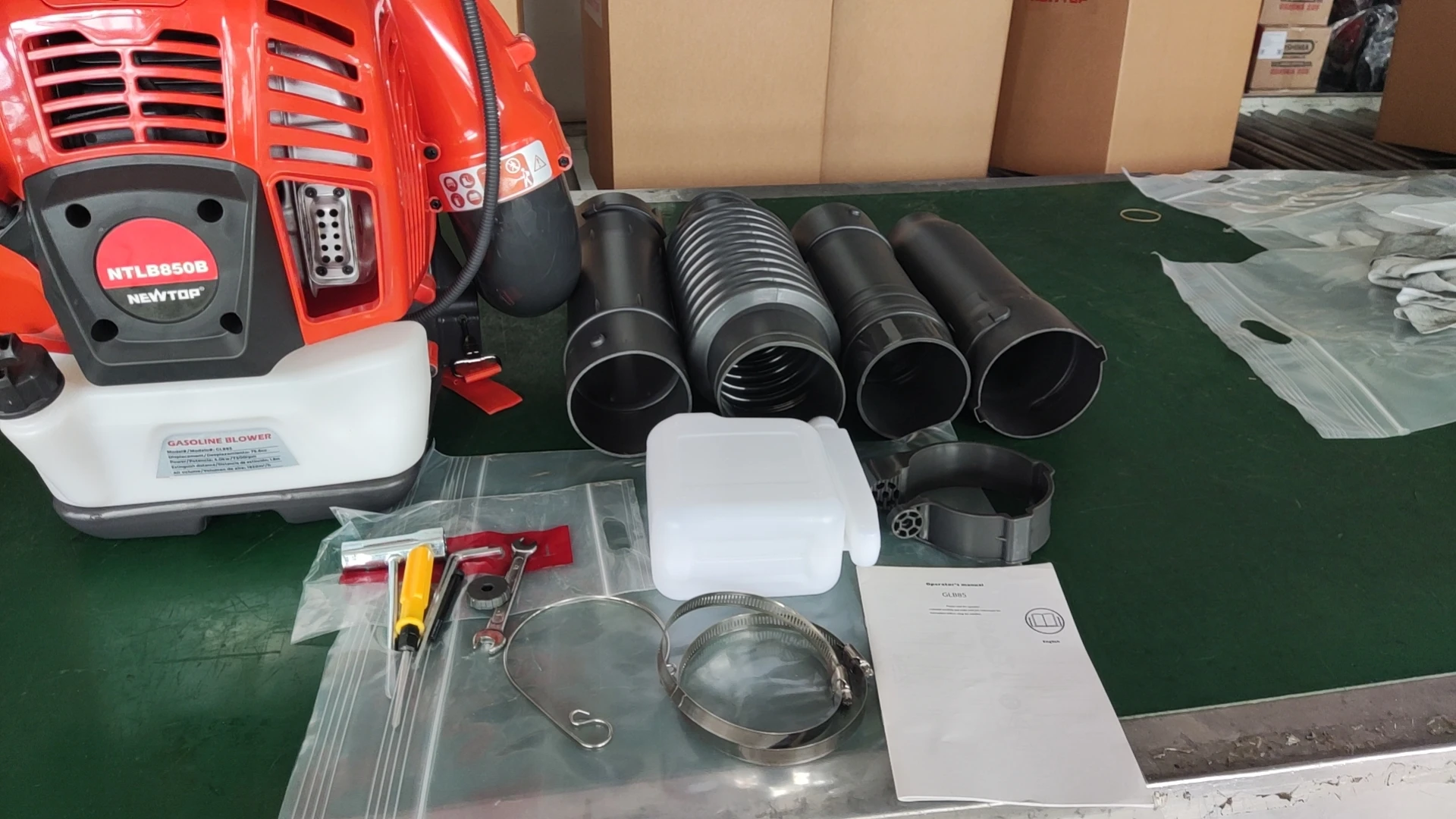 Professional Gasoline portable Leaf Blower 2 Stroke Backpack Petrol 75.6cc Vacuum Leaf BlowerNTLB850B