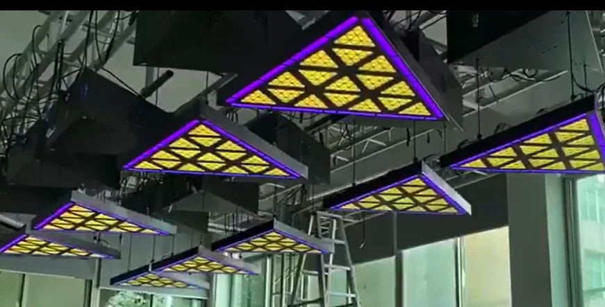 Kinetic Light control by dmx triangle panel led kinetic light for bight club any discos