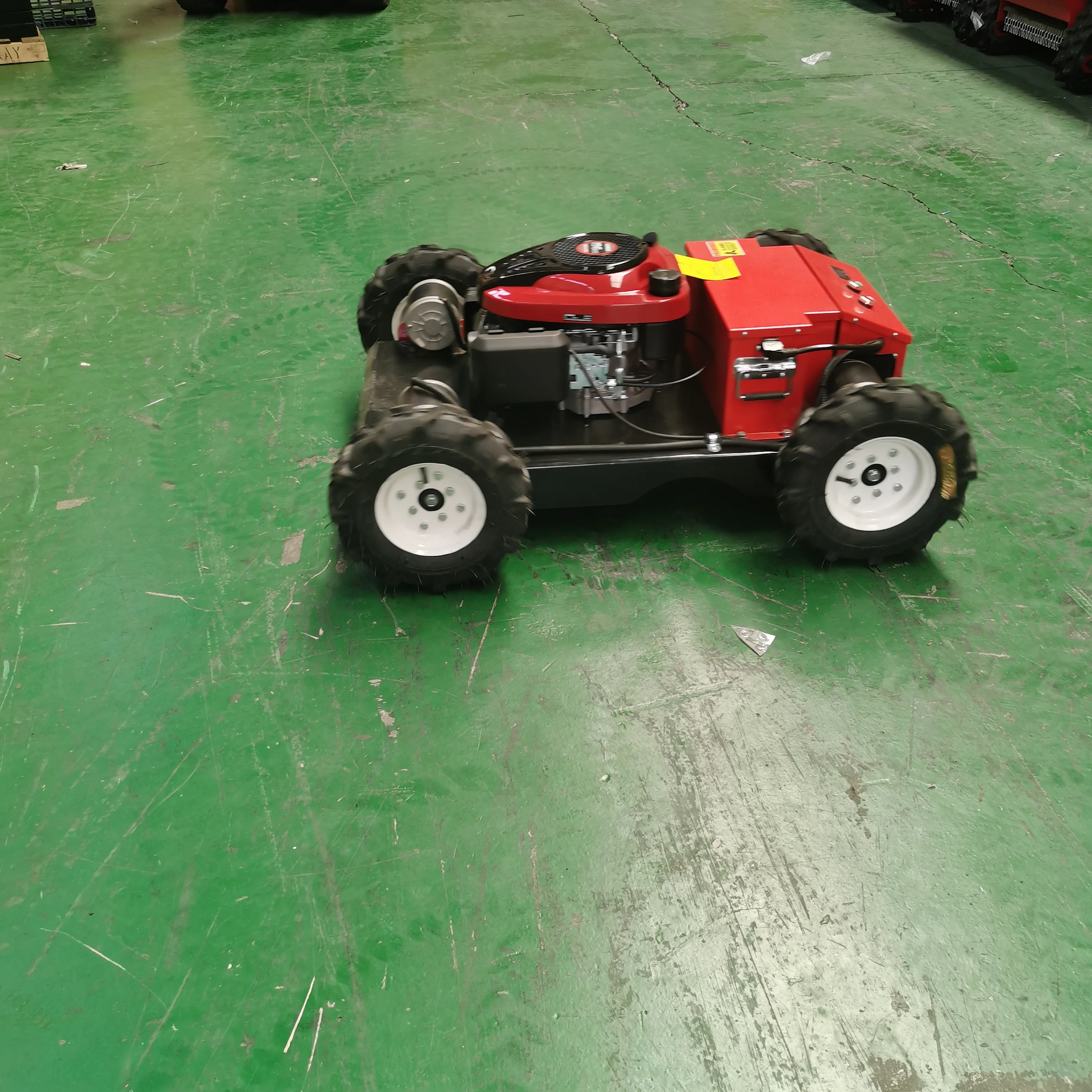Mini Robot Wheel Remote Control Electric Smart Snow Plow Robot Lawn Mower For Sale