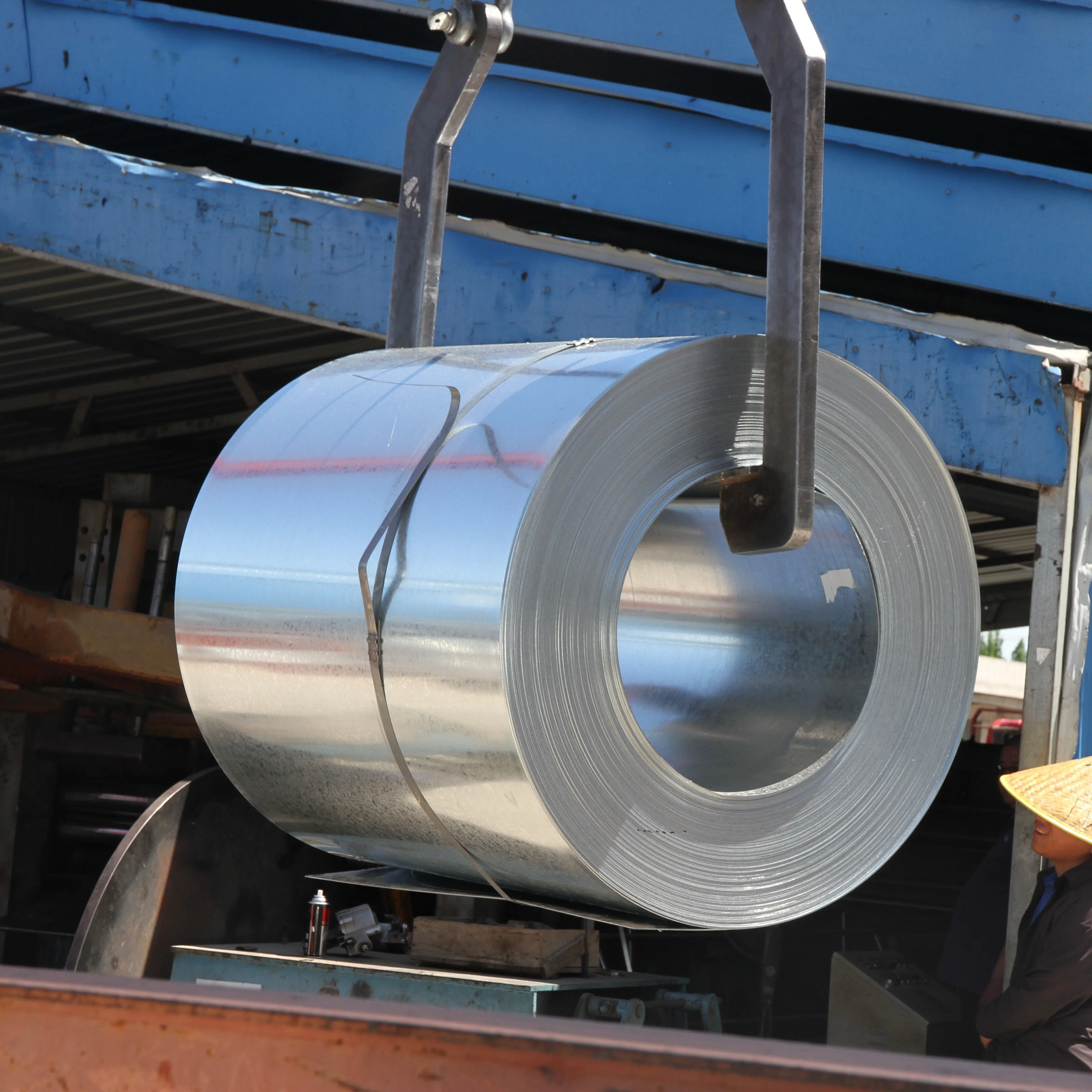 Low Price Dx51d 600-1250mm Width Prepainted galvanized steel /ppgi/prime steel coil/sheet 0.3mm galvanized steel coil