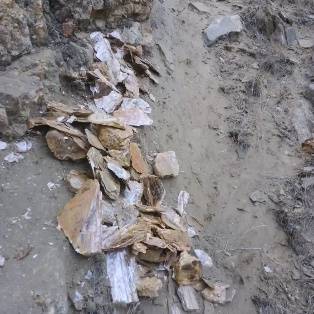 Wholesale Rare Natural Mica Ore Crystal Cluster Irregular Rough Mineral Ore Specimen Stone Collection