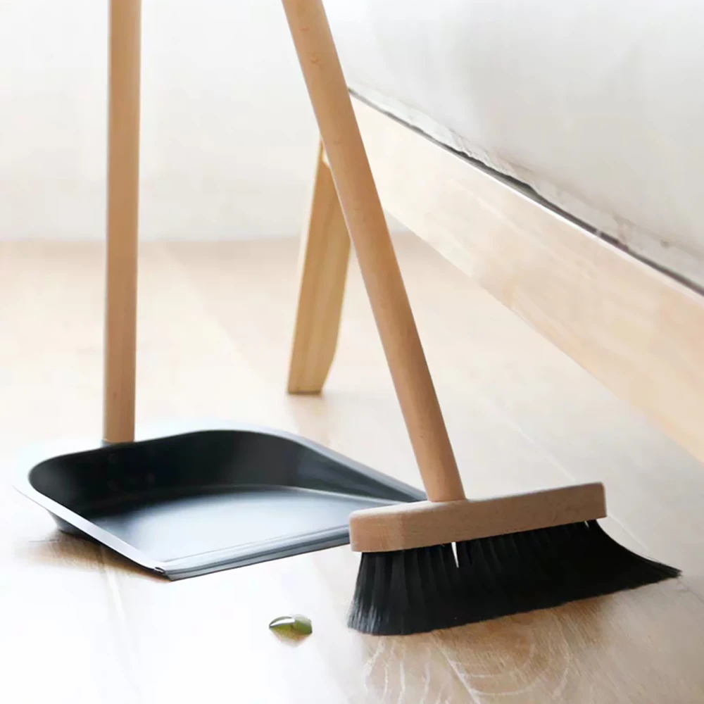 FSC Sustainable High quality upright lobby long handle wooden broom wooden dustpan and brush set