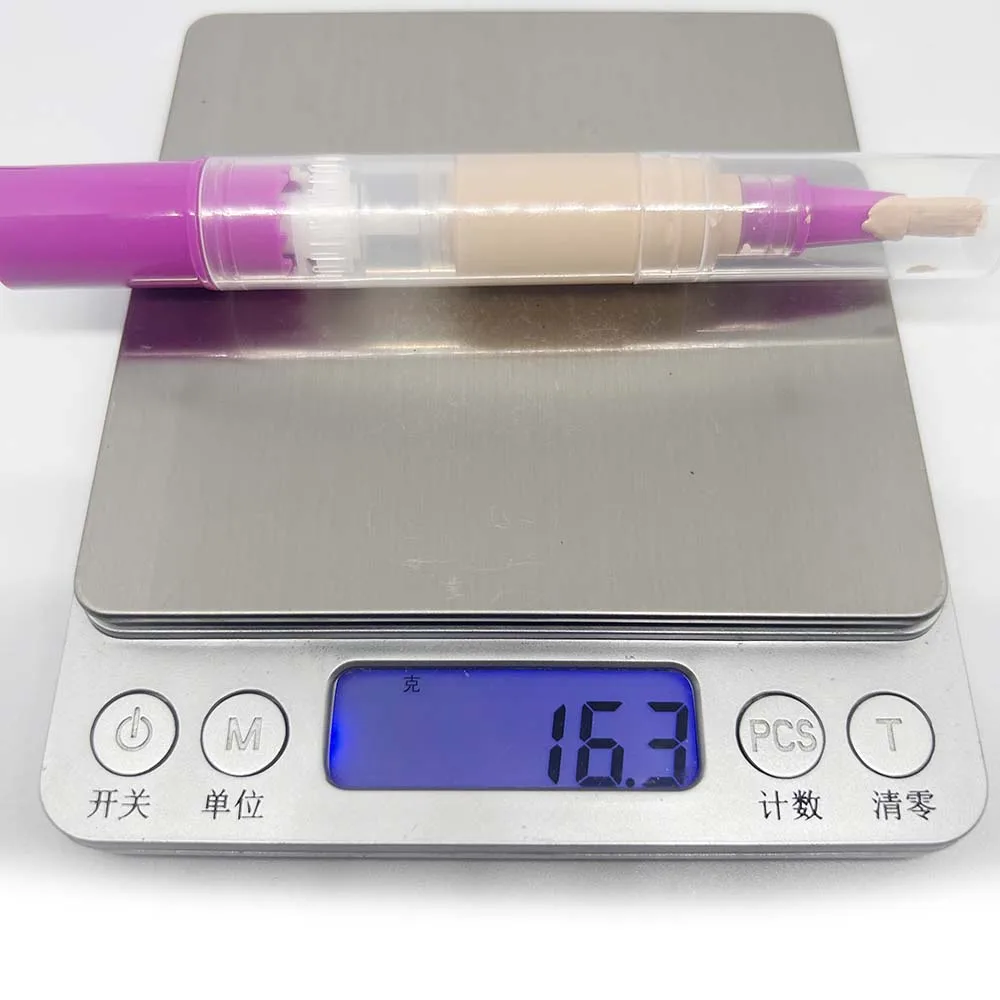 Three-dimensional Brightening And Blemish Concealer With Swivel Brush Rotated No Logo All-day Wear Waterproof Liquid Concealer