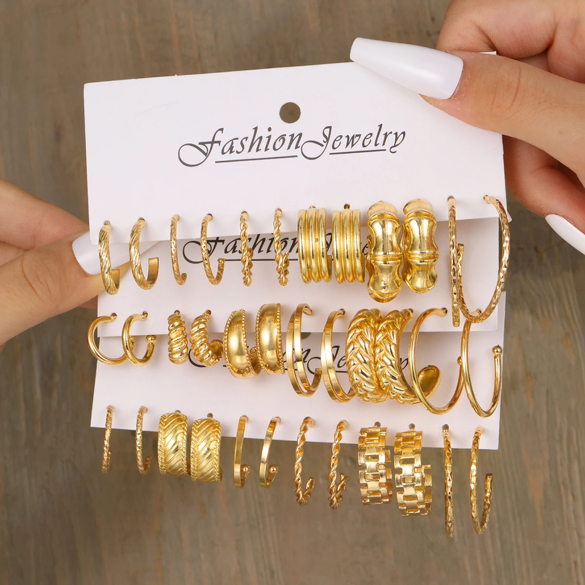 17km Wholesale Round Circle Hoop Earring Sets Fashion Hollow Twist Crystal Jewelry Earring Set For Women