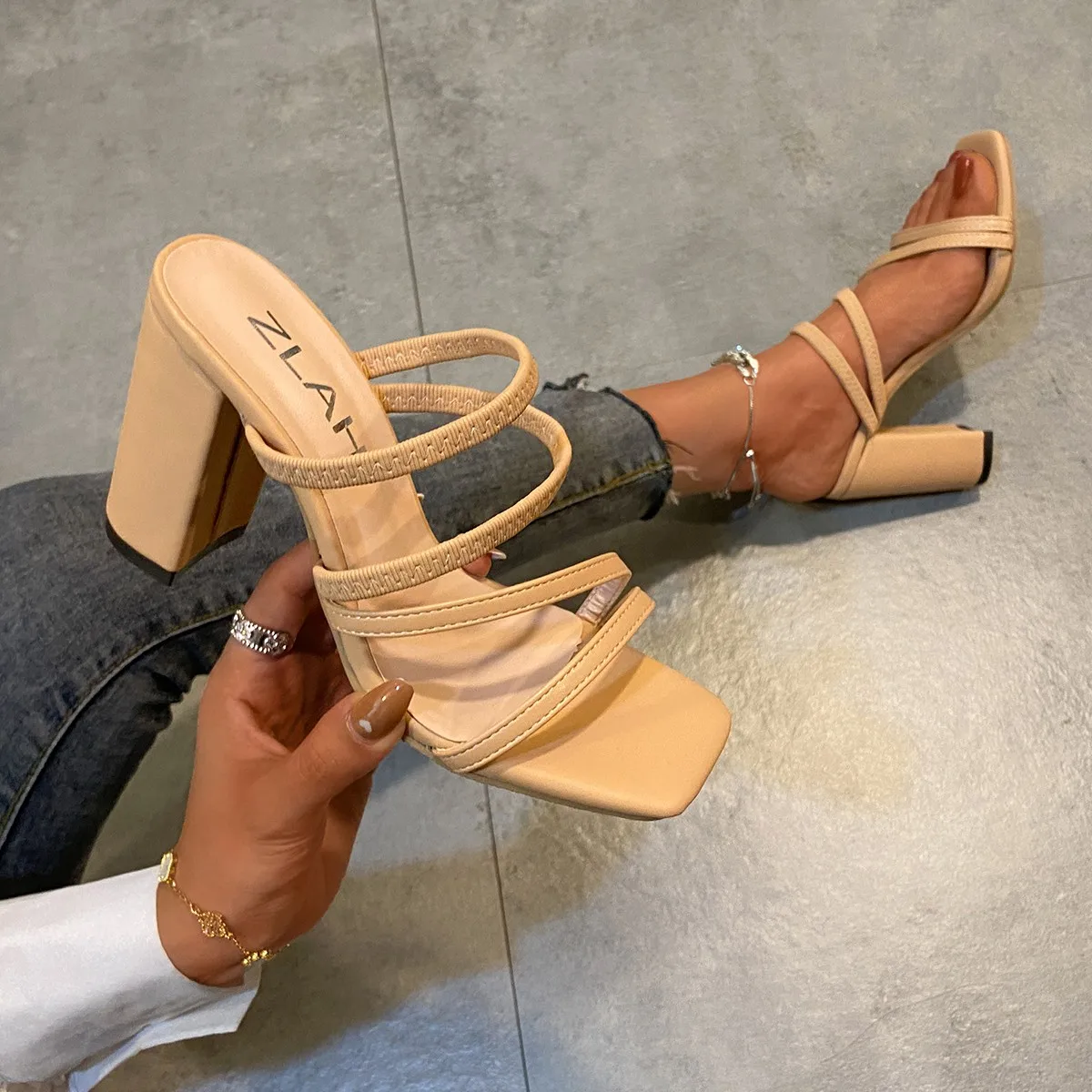 2024 New Hot Selling White Sandale Talon Femm Square Toe Fashion Stiletto Sandals Heels for Women 35-43 PU Rubber