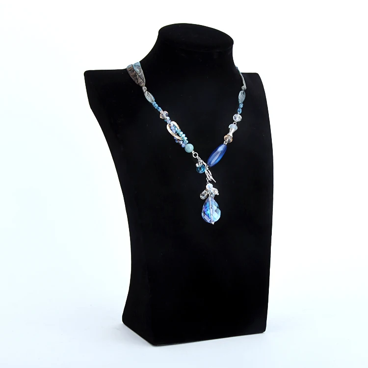 Wholesale custom female model portrait fancy unique mannequin bust black velvet luxury jewelry showcase necklace chains display
