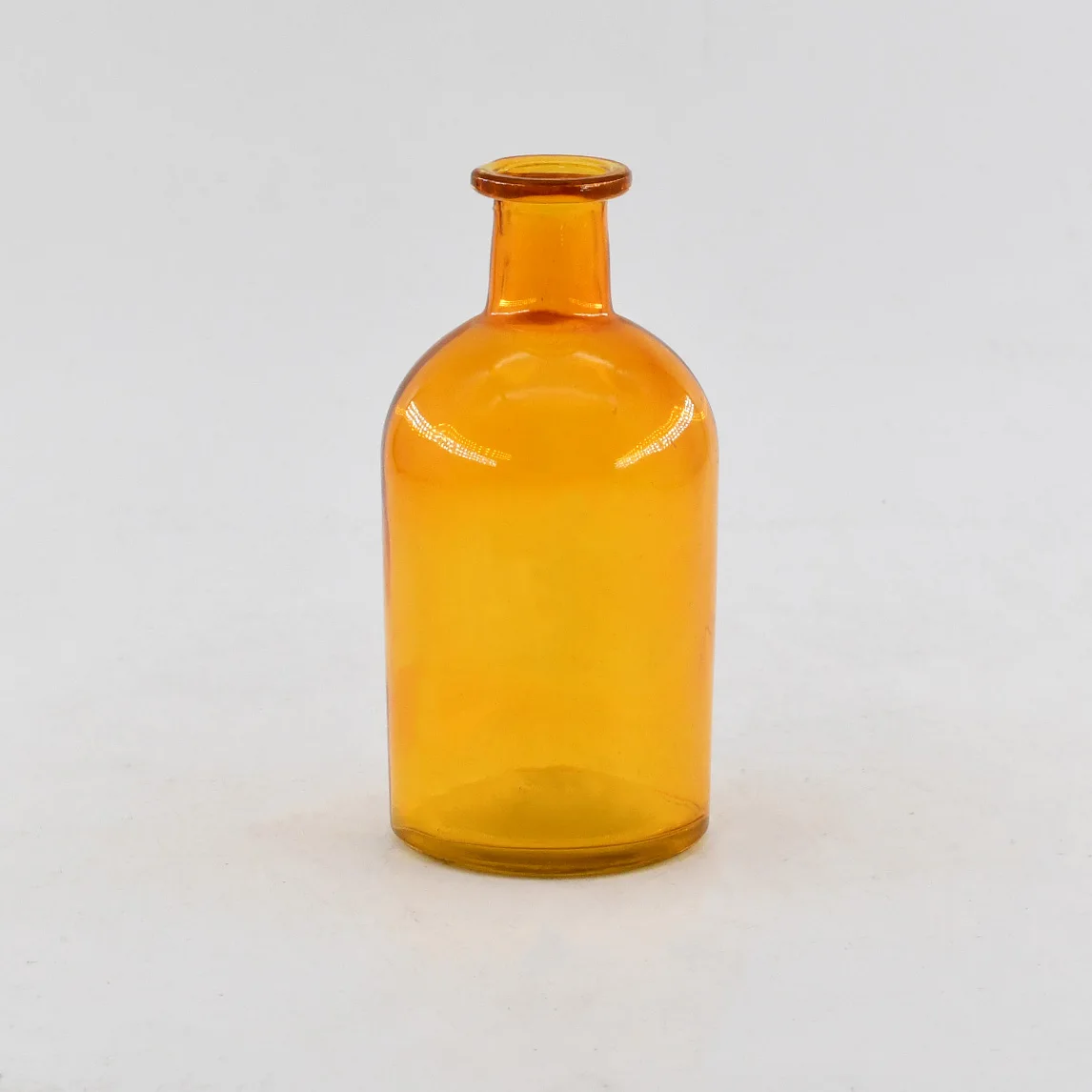 Wholesale 200ml Modern Unique Design Home Fragrance Diffuser Refill Fragrance Oil Clear Aroma Bottle With Cork