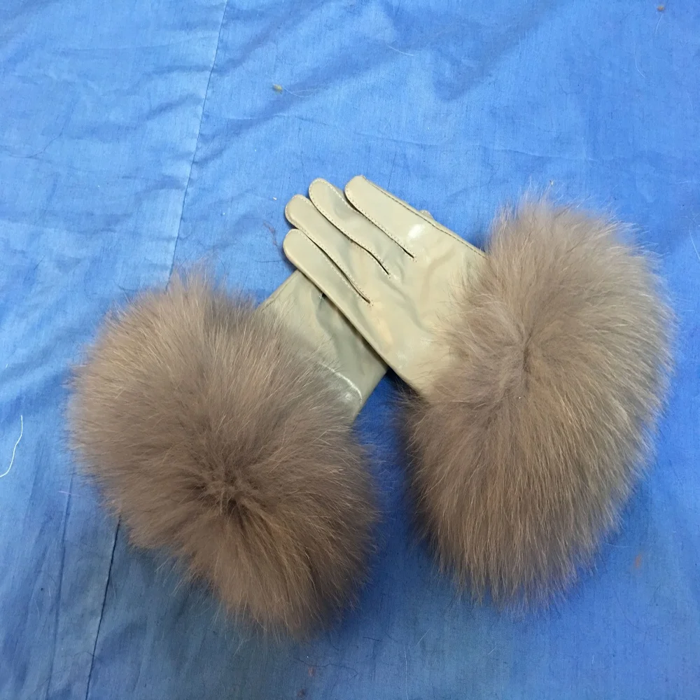 2019 Winter Women Sheep Skin Leather Gloves Fashion Design Real Fox Fur Gloves