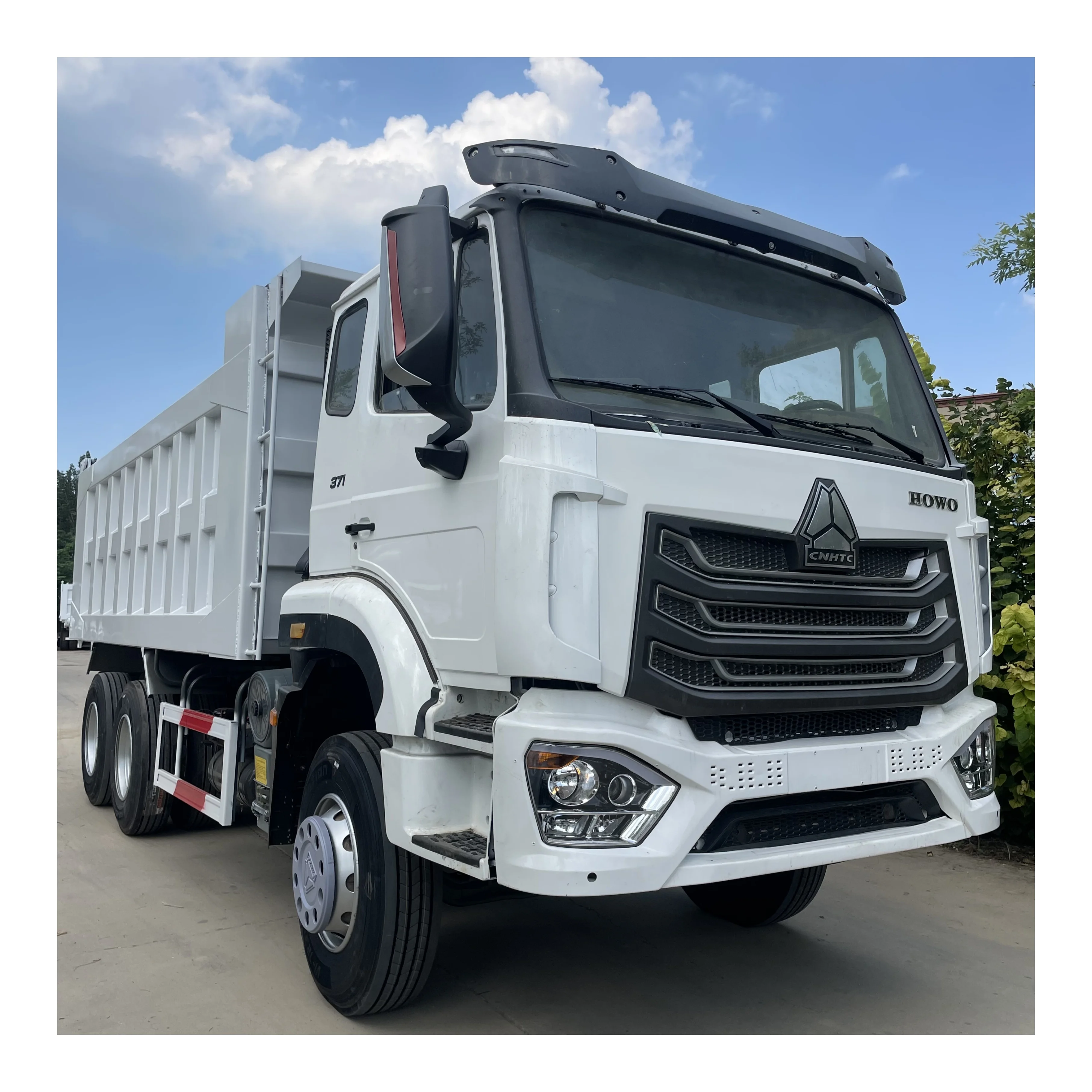 Sinotruk 6x4 Tipper Howo Hohan Dumper Truck 30tons Loading Capacity Used Dump for Sale