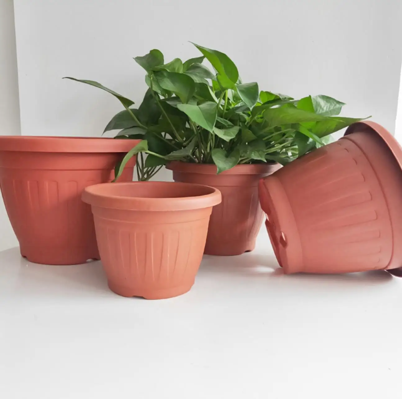 YICAI в наличии высокое качество прямые продажи с завода пластиковые горшки для детской раковины цветочный горшок