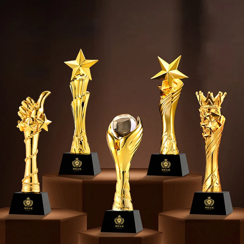 Wholesale Office Decoration Gold Five-pointed Star Crystal Resin Martial Arts Action Trophy Pentagram Resin Trophy for Champion