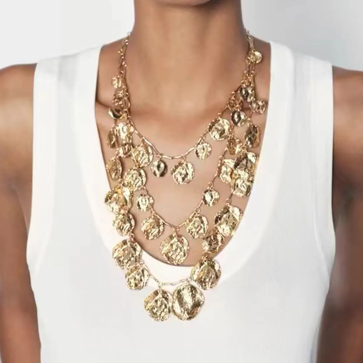 2024 Fashion Jewelry Wholesale 18K Gold Retro Cool Style Multi layer Pendant Stacked Geometric Circular Pendant Coin Necklace