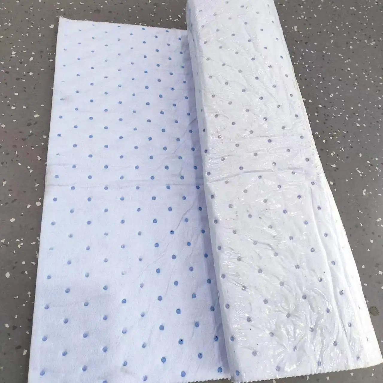Medical Absorbent Floor Mat Waterproof Backsheet High Absorption Operative Medical Absorption Pad  Cotton