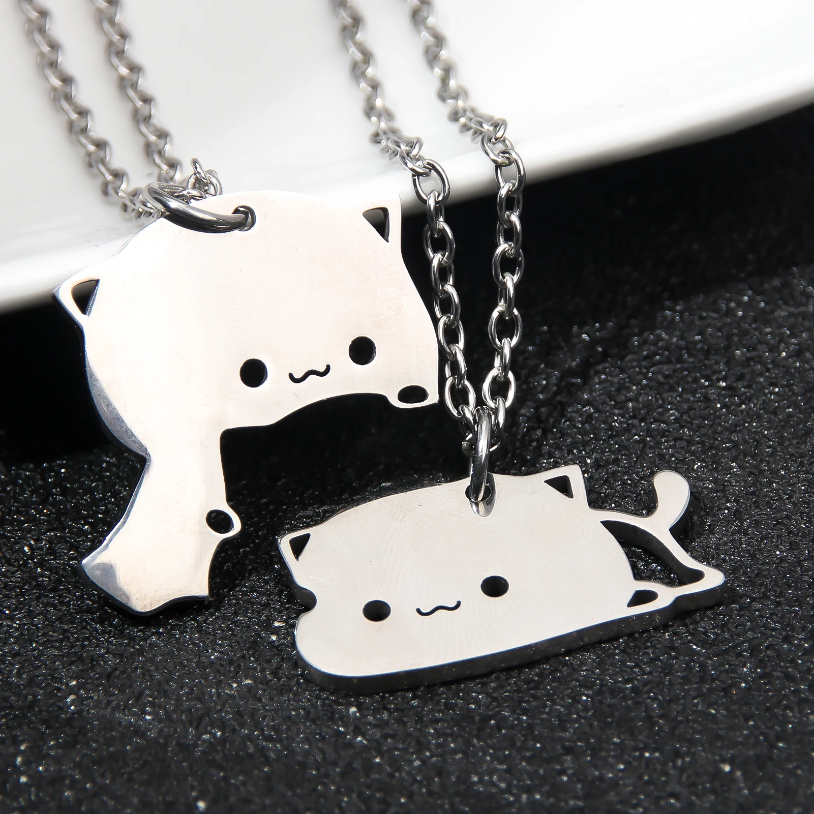 Couple Cuddle Girlfriends Cute Cartoon Men And Women Stainless Steel Pendants Gift Girls Patchwork Cat Couple Necklace