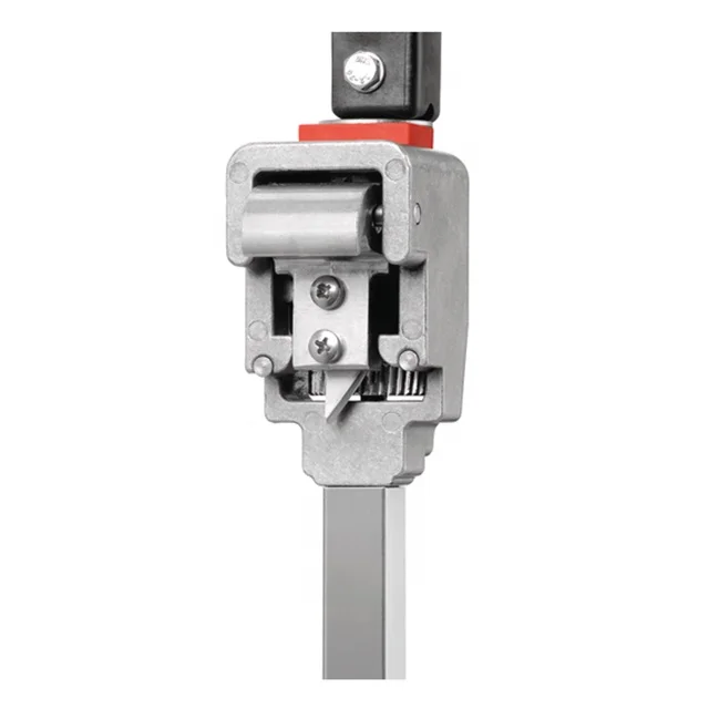 Heavy Duty Table Top Manual Can Opener With Stainless Steel Blade For Commercial Kitchen