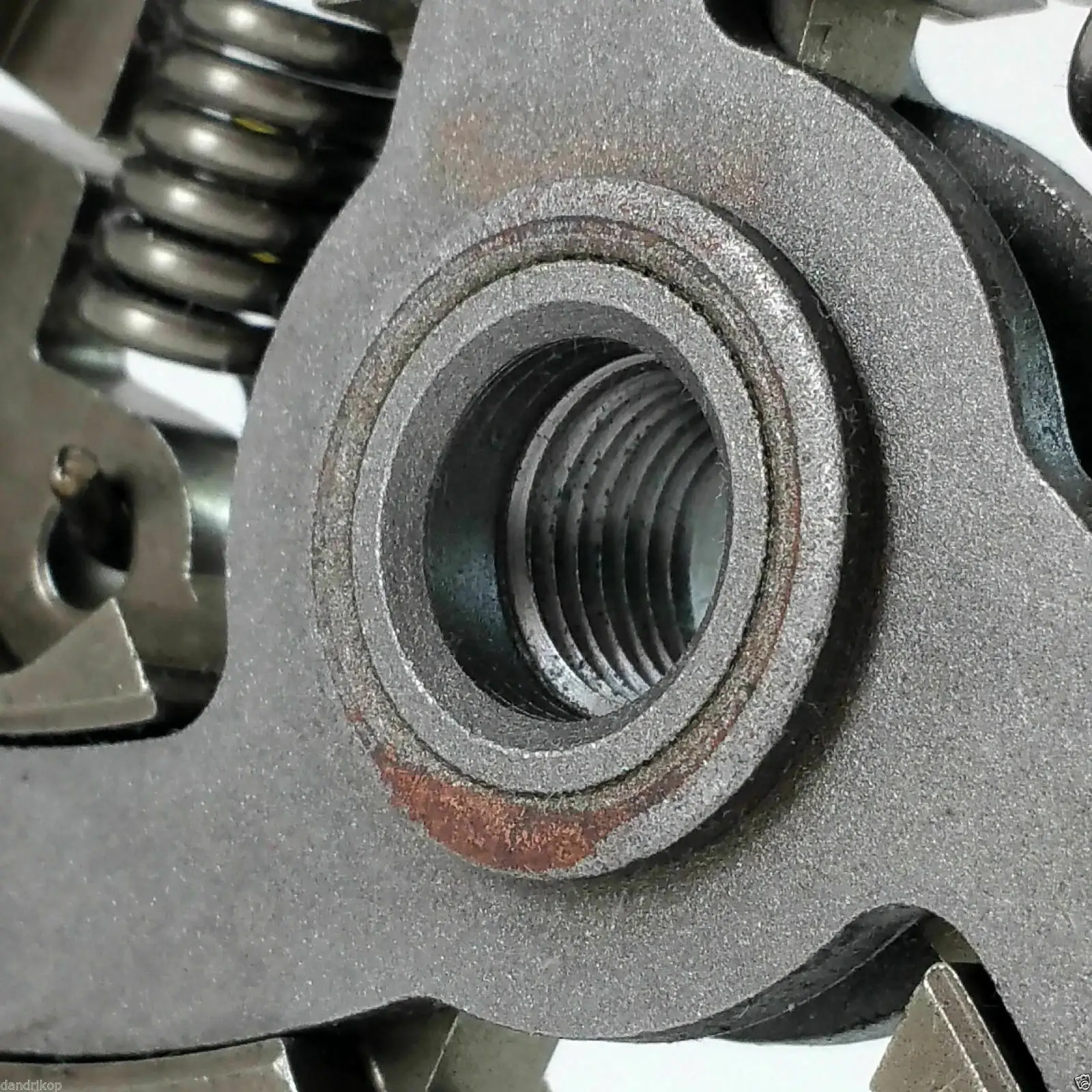Clutch for Hus qvarna Partner K1250 K1260 394 XP, 2100, 2101, 3120 XP, 3120K