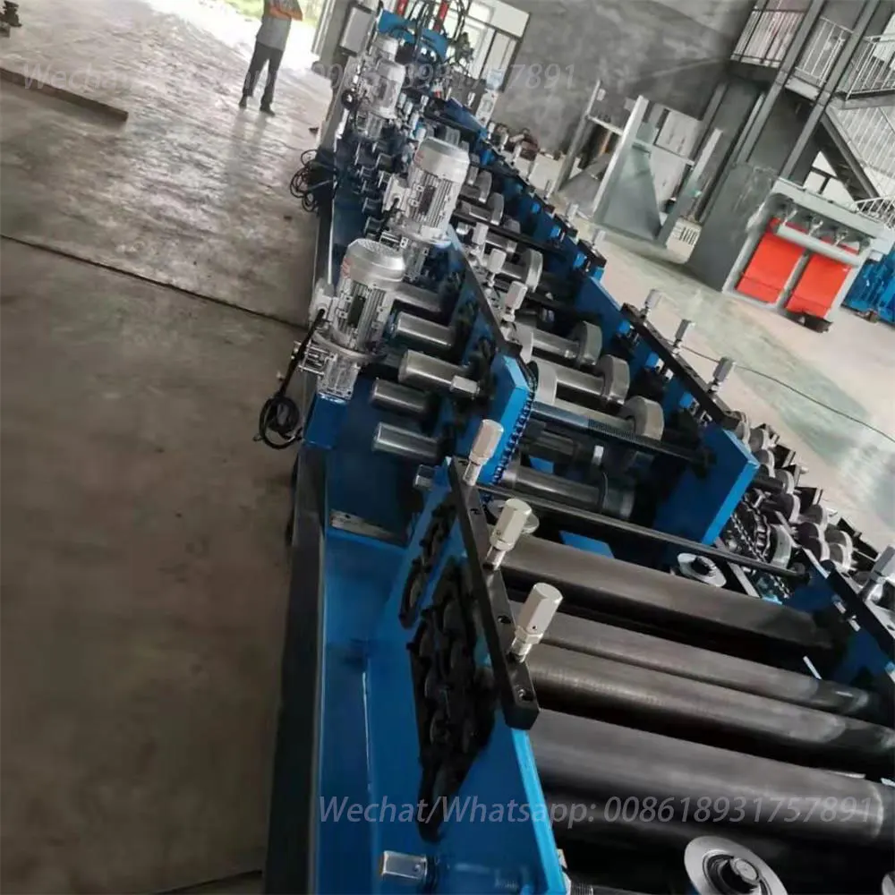 2021 new design automatic steel c purlin roll forming machine with good price