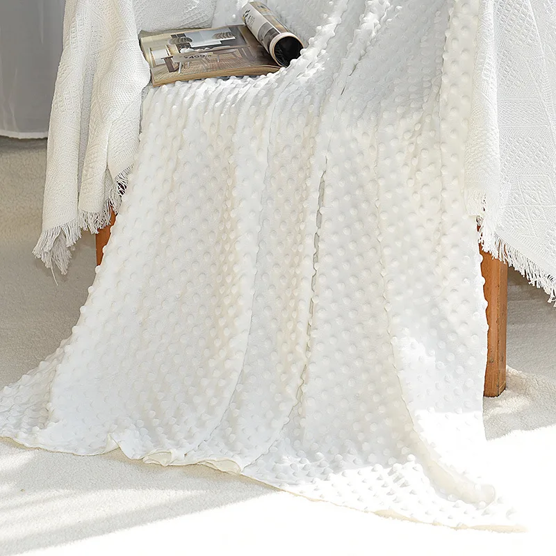 Wholesale Print Design Throw Fleece Receiving Blanket Custom Dot Comforter Minky Baby Blanket for Gift Set