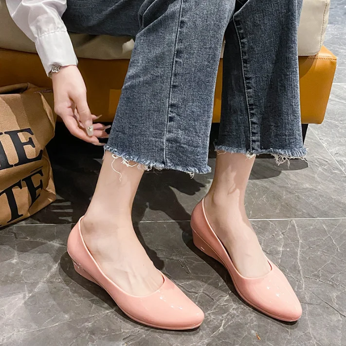 Summer Fashion Simplicity All Inclusive Daily Travel Slope Heel Leather Shoes for Women