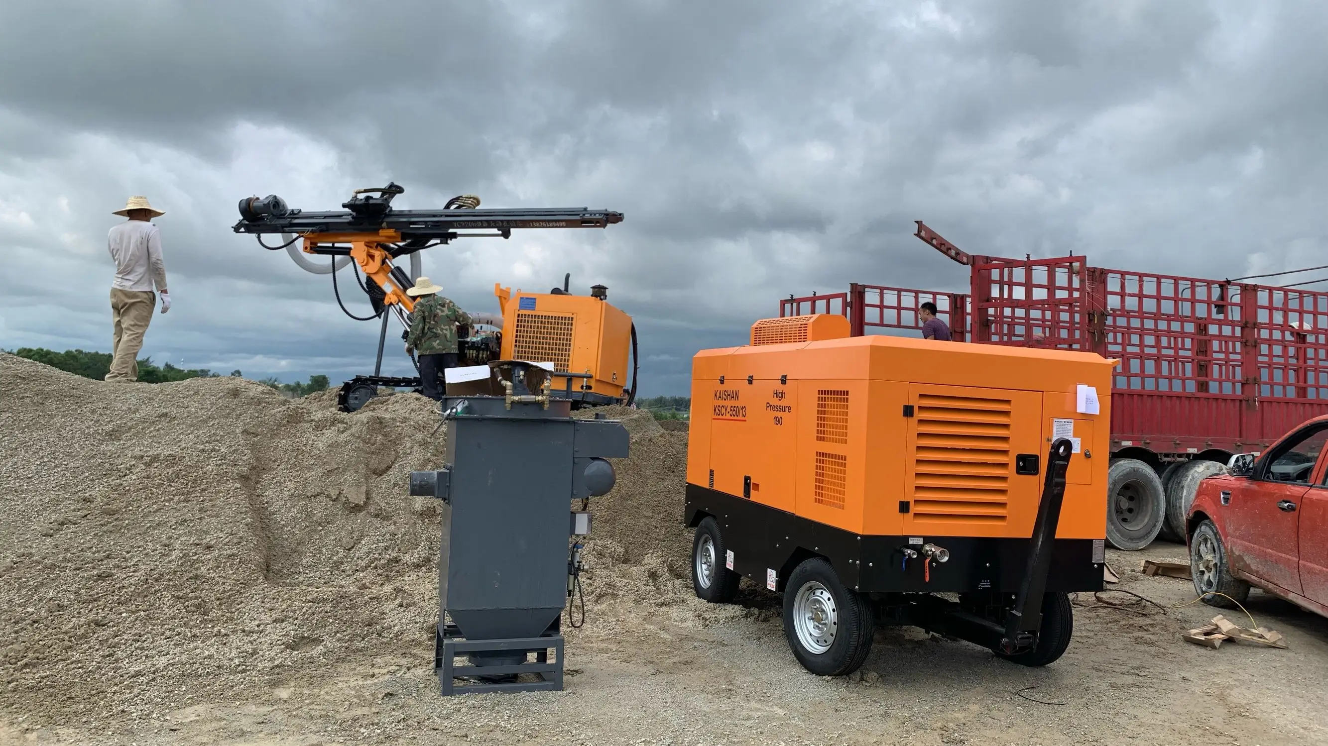 Kaishan  KT15 Air Drilling Machine Borehole Drilling Rig Portable Integrated Dth Surface Drilling Rig for Mining