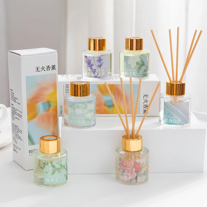 Wholesale 50ml 100ml Home Luxury  Glass jar Aromatherapy Essential Oil Reed Diffuser Gift Set