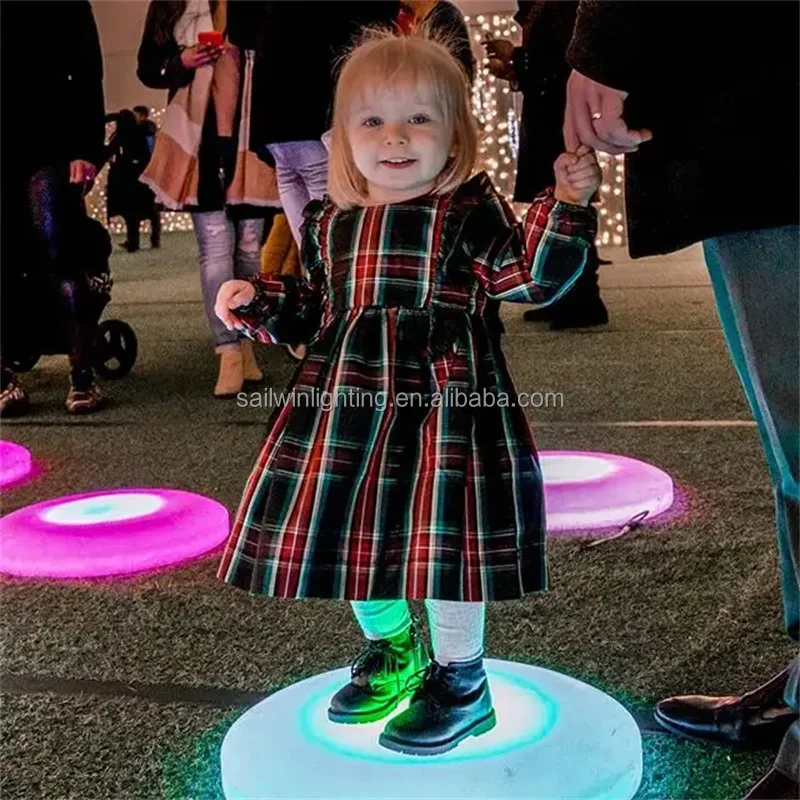 Sailwin Stage Lights Interactive Round LED Dance Floor Pressure Sensor Game Tiles Circle Light Up 3D Stage Luminous For Wedding