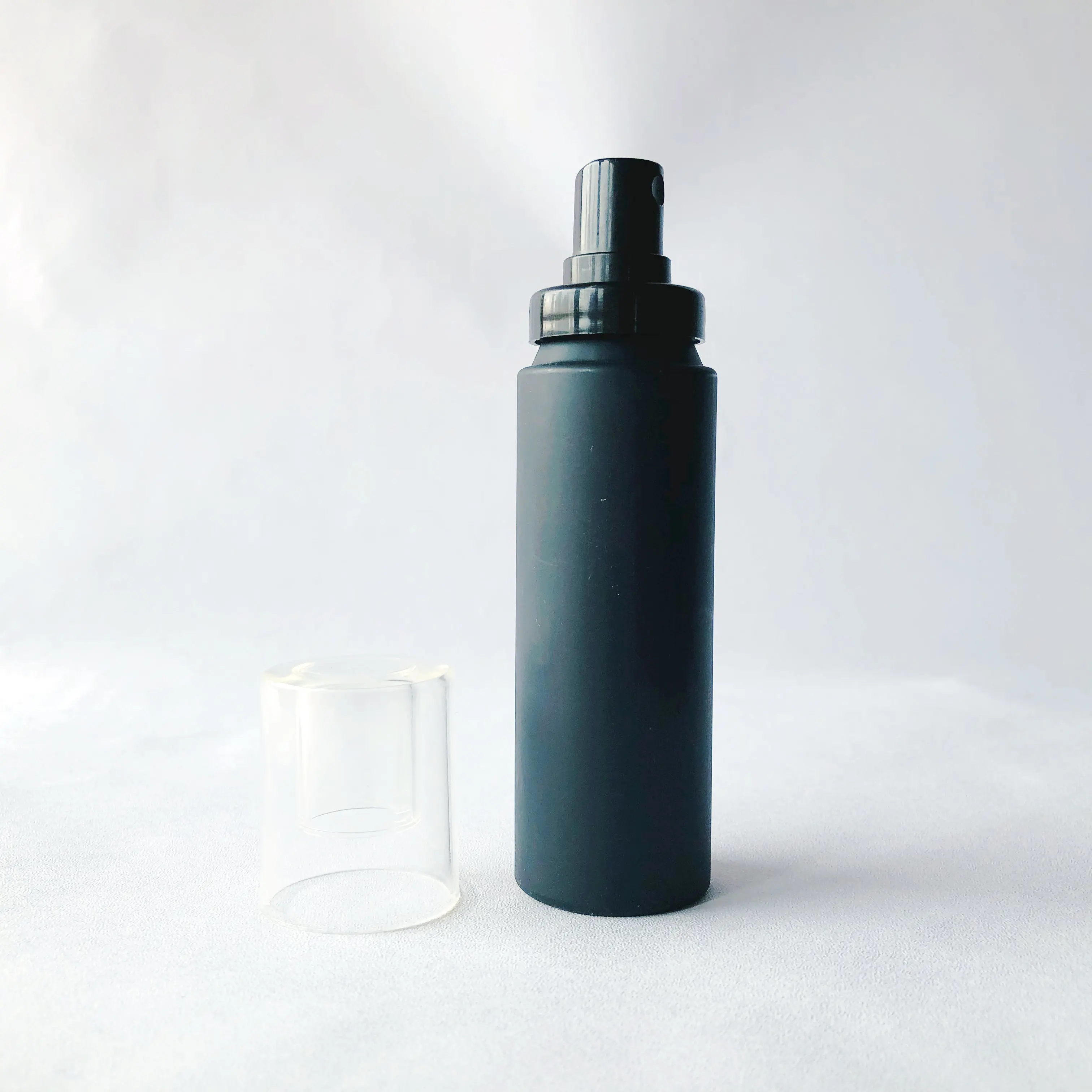 Luxury SkinCare Cosmetic Setting Spray Make-Up Fixer Bottle 60ml Black Perfume Empty Plastic Fine Mist