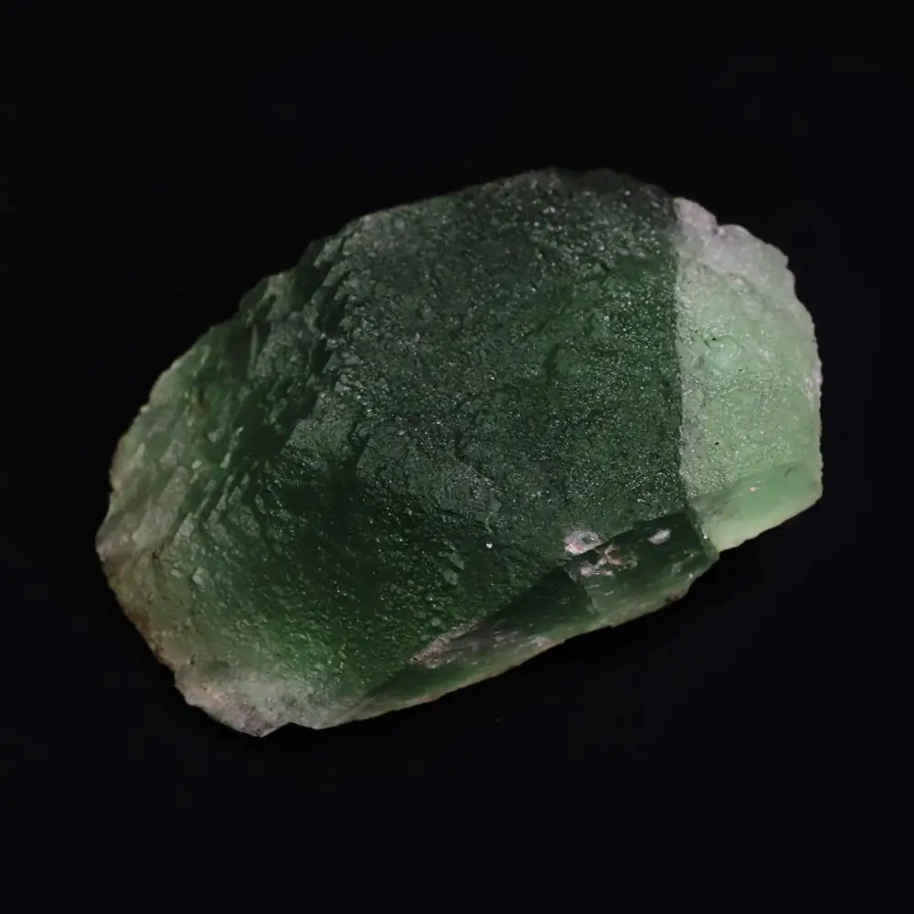 Wholesale price of natural rock raw quartz crystal fluorite ore rough stone pieces for decoration