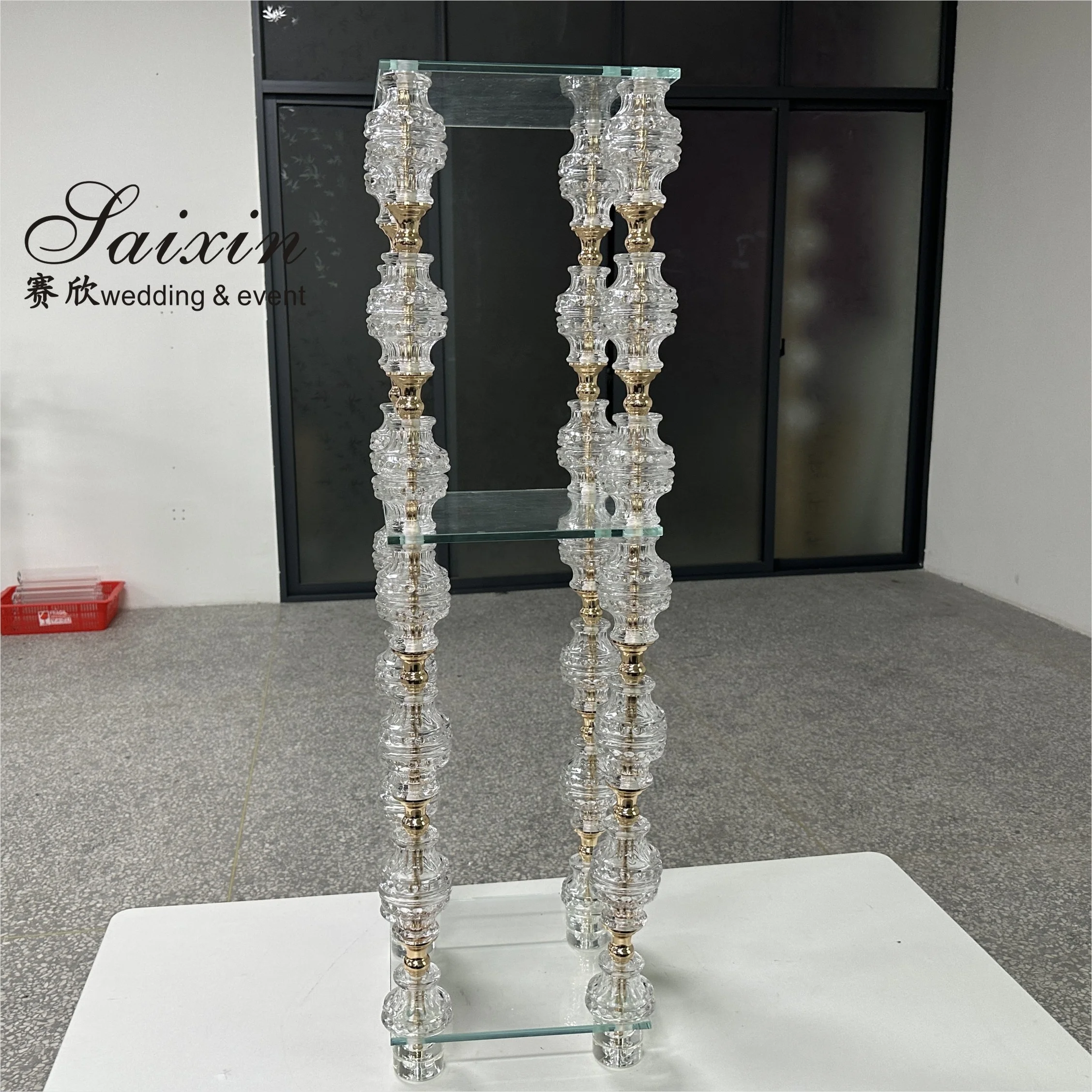 Chic New Wedding Decoration Centerpiece Gold Metal Crystal  Flower Stand