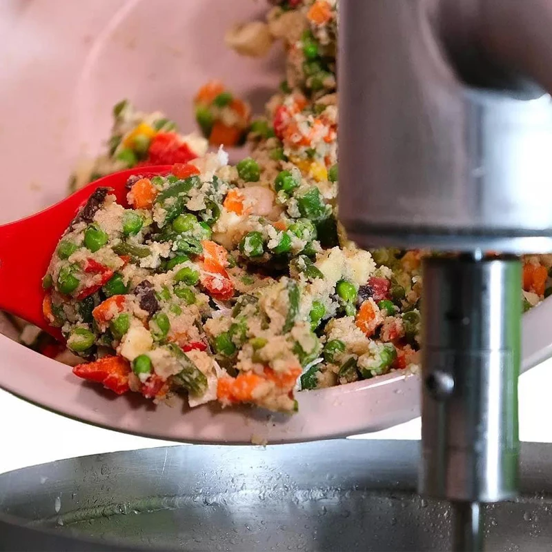 Commercial Fully automatic samosa making machine, samosa folding machine delicious samosa