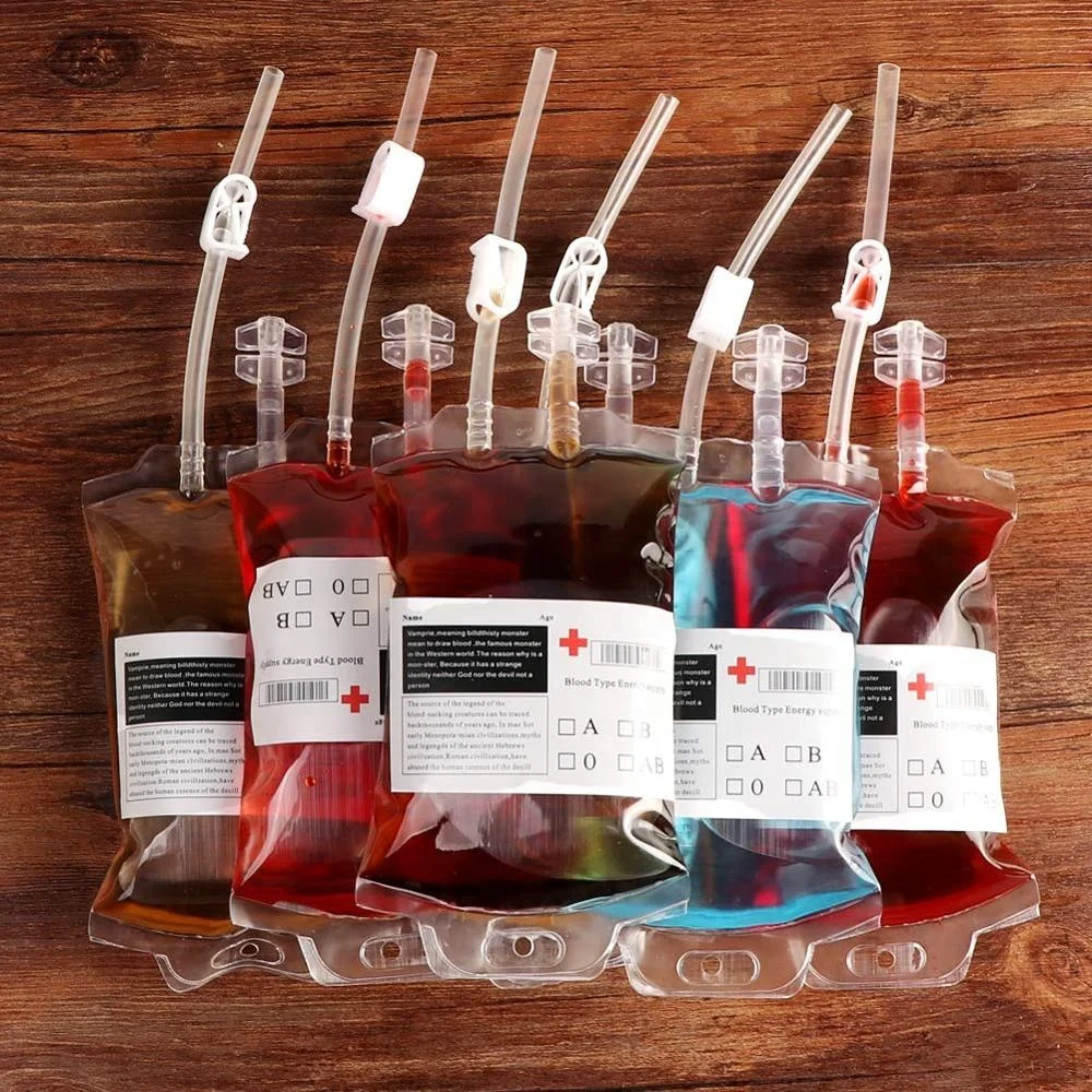 OurWarm Horror Halloween Party Decoration Festival Supplies 10 PCS Vampires Reusable Blood Bags Juice Pouch with Syringe