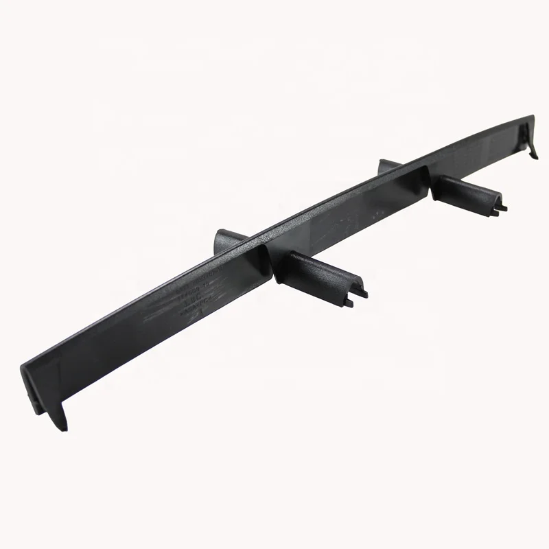 The Middle Ventilation Grille Of Front Bumper For Bmw 5 Series E60 2003