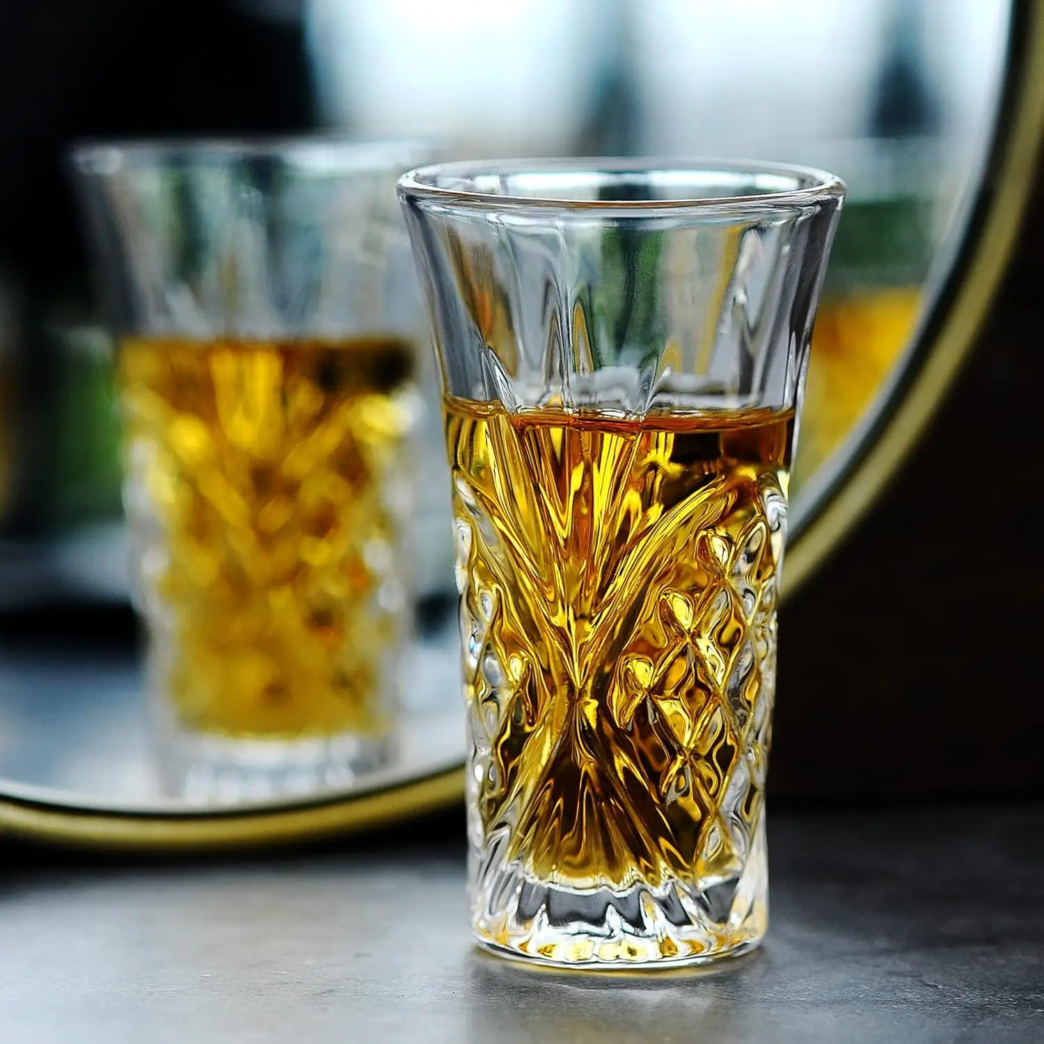 Wholesale Creative Shape Shot Glass Transparent Mini Size Drinking Liqueur Shot Glass For Home Hotel Restaurants Use