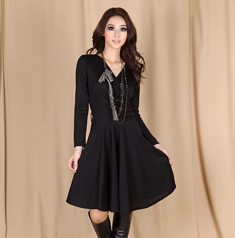 European American Style Hot Cross-Swing Knitted Dress with Long Sleeves Elegant Cotton Empire Waistline Washable Solid Pattern