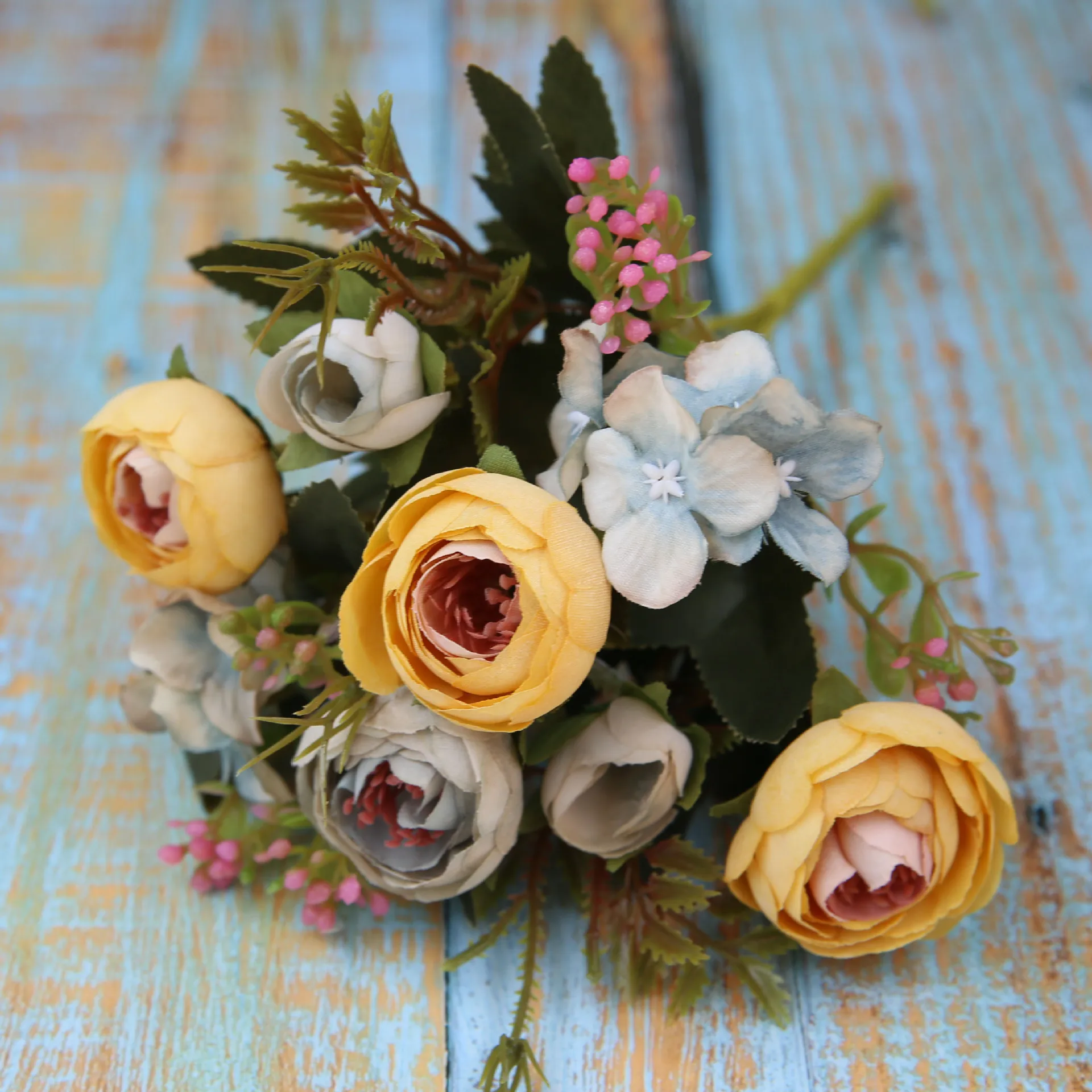 Real Touch Ranunculus Flower Artificial Tea Rose Pink Silk Fabric Wholesale Bundle Flowers for Wedding Decoration