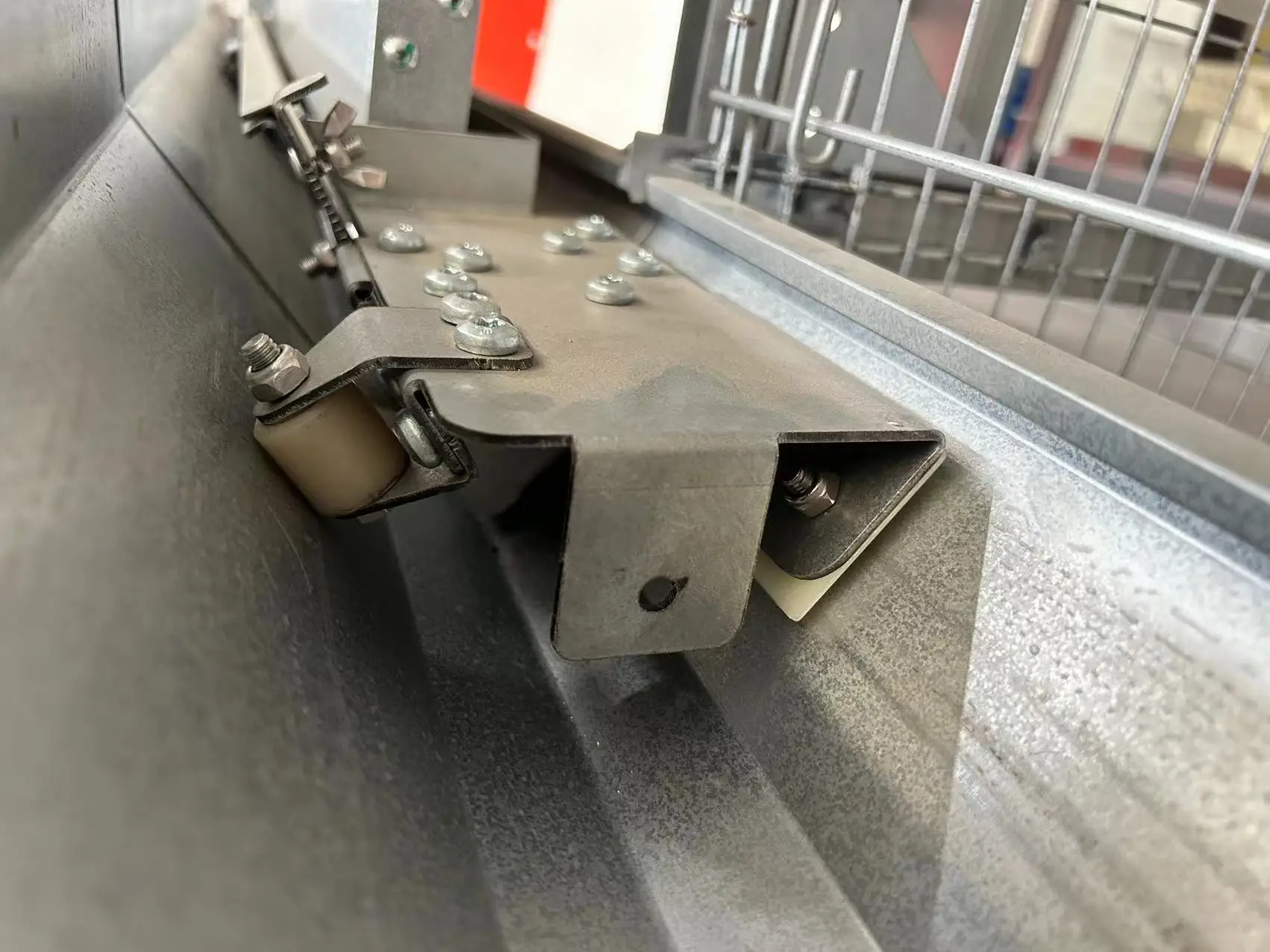 Chicken Coop Rooster Hen Mix Breeder Equipment Layer Chicken Battery Cage Chicken Cages for Farms