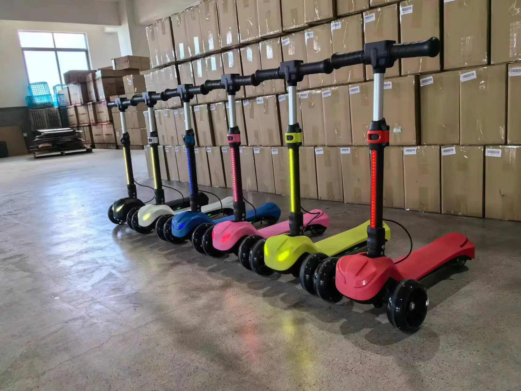kick scooters & foot scooters Cheap Wholesale 3 wheel Kids scooter can be folded 5-12 years old for children