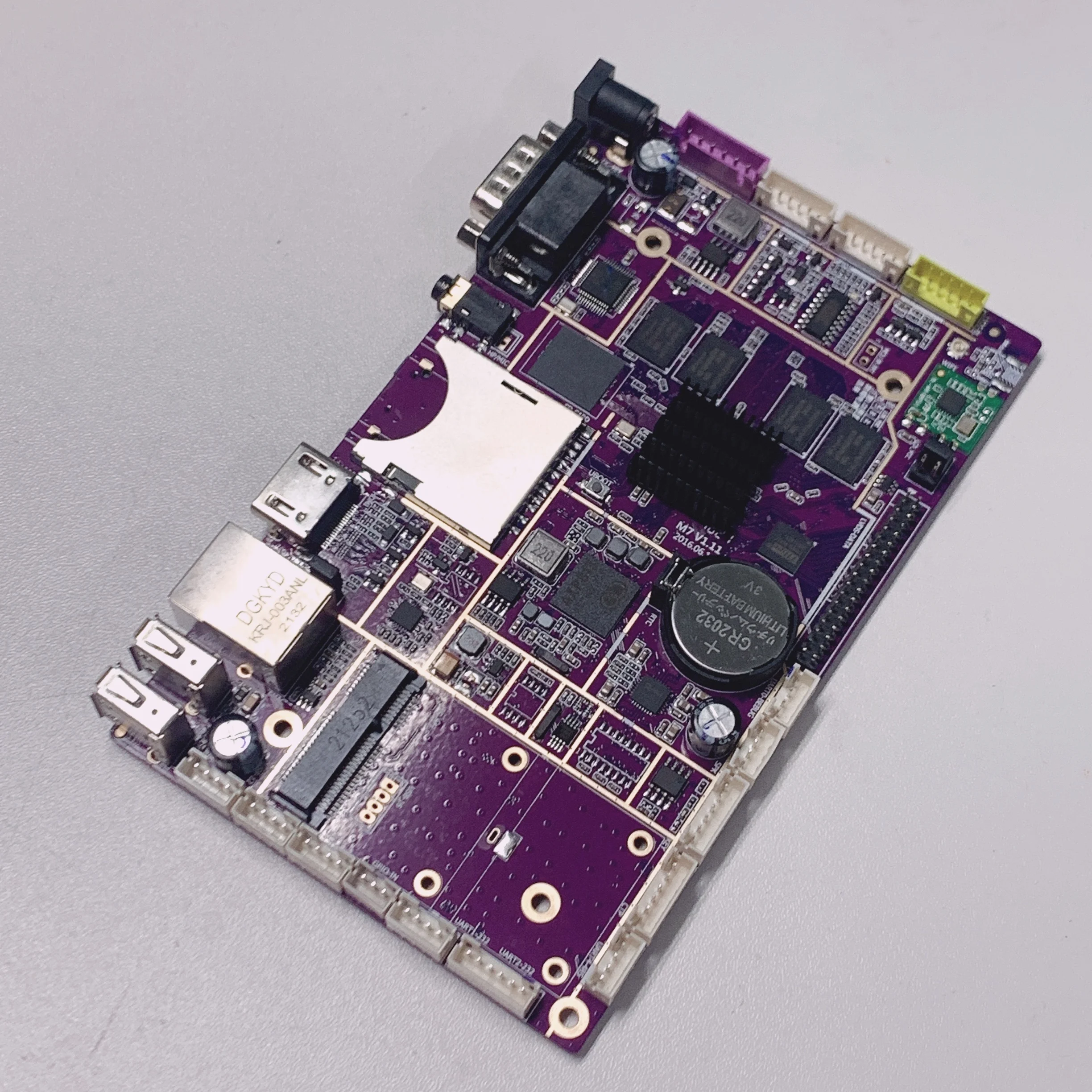 Материнская плата A83T с выходом LVDS ОЗУ 2 Гб ПЗУ 8 ГБ процессор системная Android для