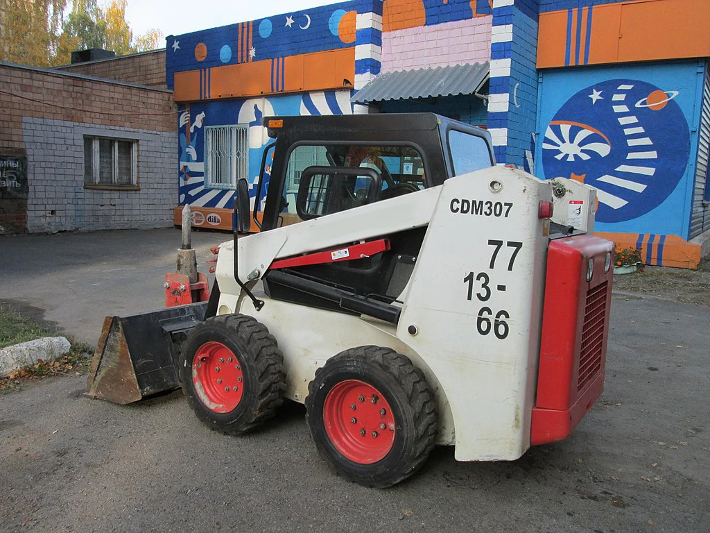 Лидер продаж длинная колесная база мини-погрузчик 760 кг CDM307 по лучшей цене