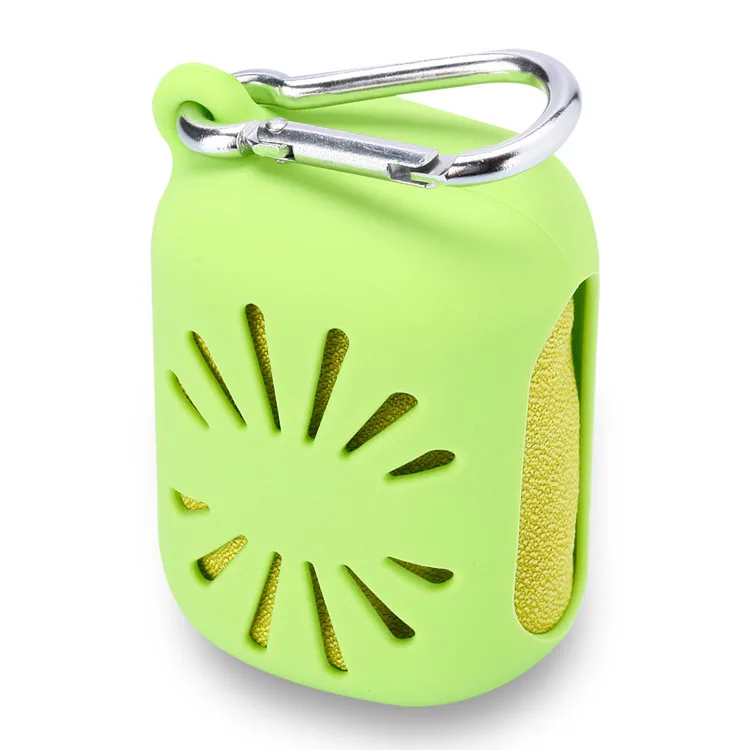 Hot sale microfiber towel bamboo fabric microfiber yoga towel,microfiber sports towel with Silicone Case