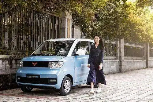 Small Electric cheap car high speed RHD car used cars in stock with solar panel Automotive