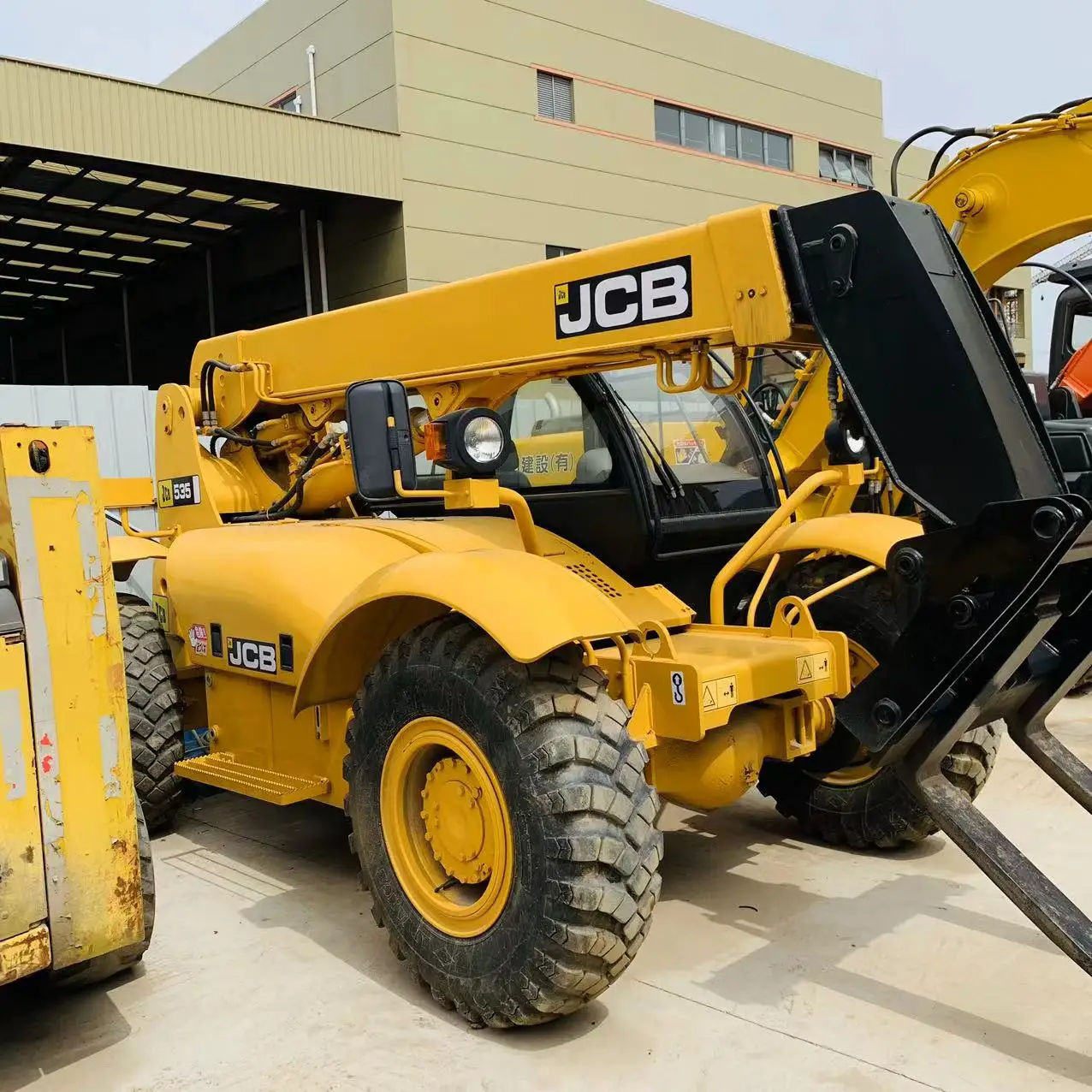 Подержанный JCB 535 погрузчик грузовой Телескопический вилочный телескопический подъемный подъемник в наличии